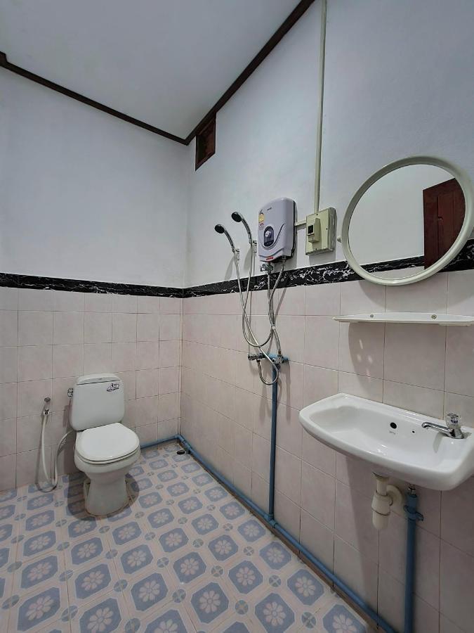 Saphaothong Guesthouse Vang Vieng Exteriér fotografie